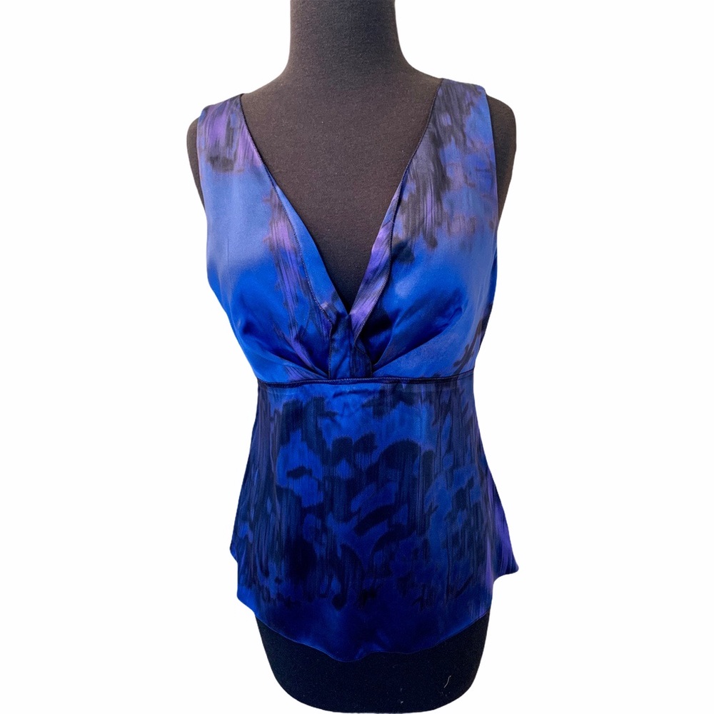 Elie Tahari Sleeveless Deep V Blue Flower Top